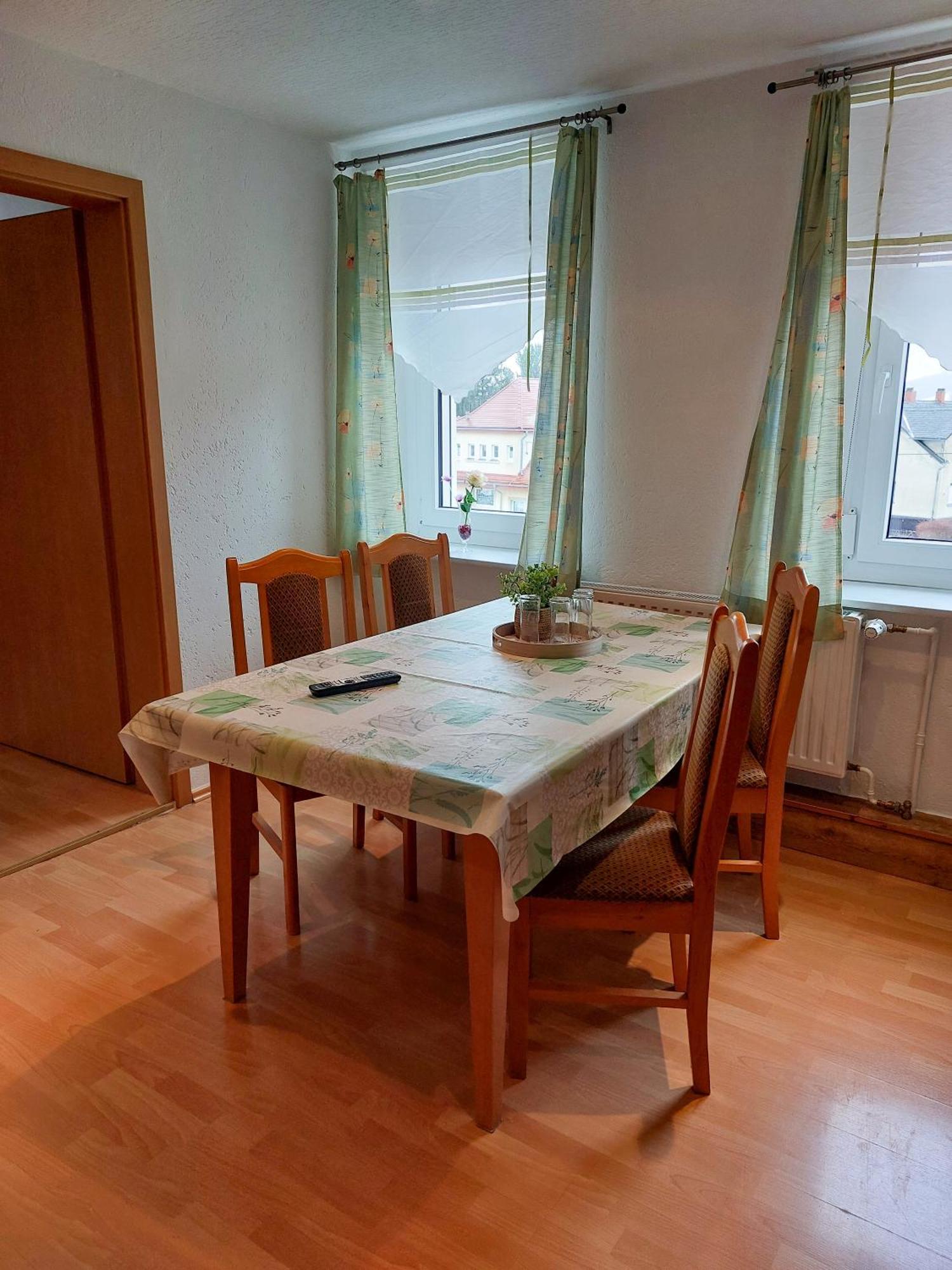 Zur Deutschen Eiche - Fruehstueckspension Und Ferienwohnungen Großschönau Pokoj fotografie